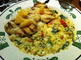 Olive Garden food