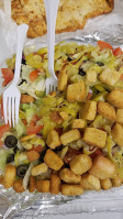 Poppie's Pizza food