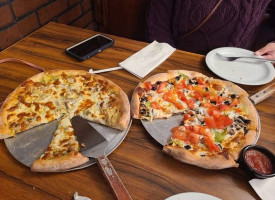 Pizza Ria Delphi Express food
