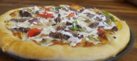 Original Pete's Pizza food