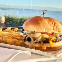 Chuckanut Manor Seafood Grill Comida