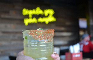 El Bebe drink