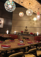 Hong Kong Café inside