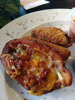 Pizza (216) Kitchen Taphouse food