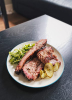 Franklin Barbecue food