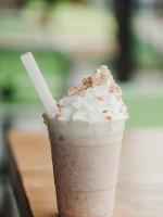 Hopdoddy Burger drink