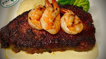 Pine Tavern food
