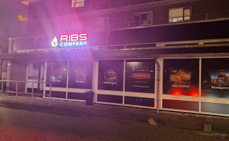 Martini's Restaurant outside
