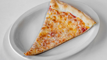 Bella Buono Pizza food