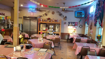 Meches Mexican inside