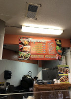 Las Espuelas Carniceria Y Taqueria inside