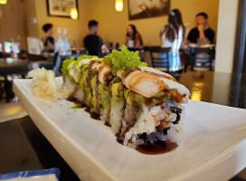 Sushi Ya food