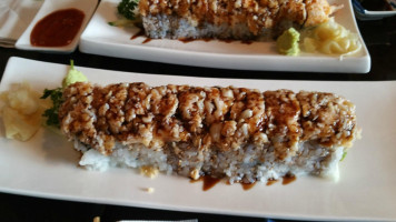 Sushi Ya food