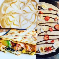 Royal Cafe And Crêperie drink