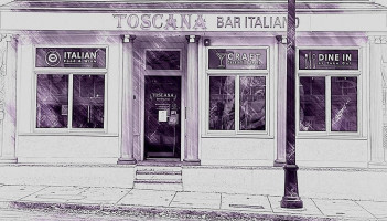 Toscana Italiano outside