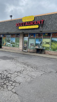 Pho Hang outside