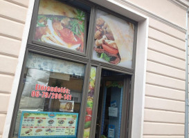 Moe's Southwest Grill outside