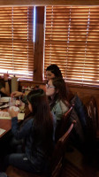 Famous Dave's inside