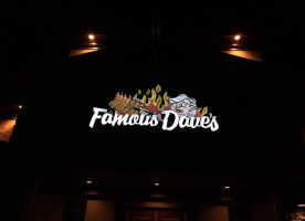 Famous Dave's outside