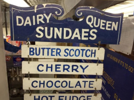 Dairy Queen Store logo