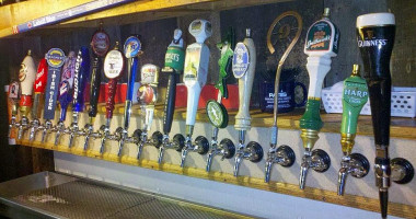 Denny's Beer Barrel Pub drink