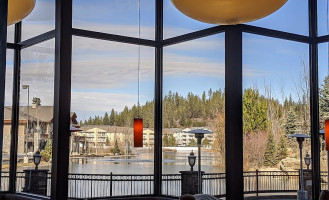 Twigs Bistro and Martini Bar - Wandermere outside