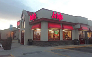 Arby's outside