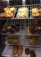 Heidi's Of Gresham food