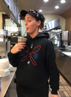 Huey Magoo’s Chicken Tenders drink