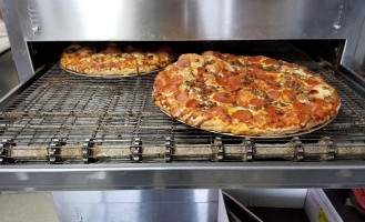 Lena's Pizza food