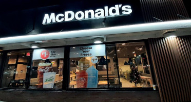 Mcdonald's outside