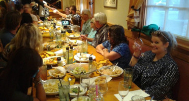 Olive Garden inside
