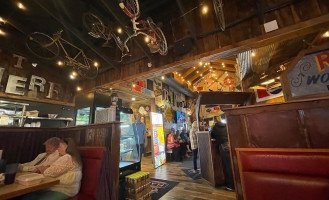 Rose Villa Restaurant, Southern Table And Bar inside