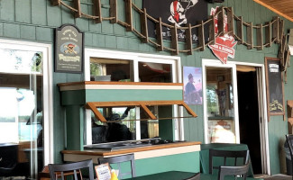 Happy Snapper Exterior