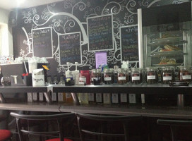 Juice N Java Cafe inside