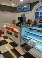 V Pizza inside