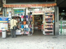 Gustazo outside
