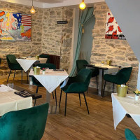 Napoli's Italian Restaurant inside