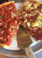 Zachary's Chicago Pizza Comida