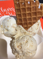 Jeni's Splendid Ice Creams food