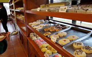 Juarez Bakery inside