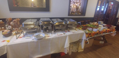 The Rabbit's Foot Dentro