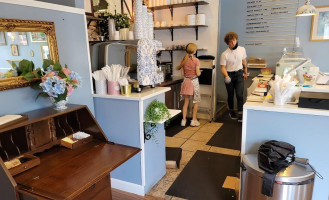 Le Vingt Trois Cafe Bakery guru