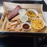Dickey's Barbecue Pit food
