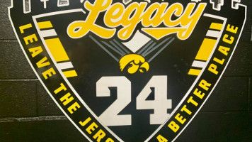 Cynful Smokers Bbq food