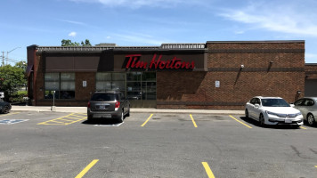 Tim Hortons outside