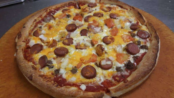 Peninsula Pizza food