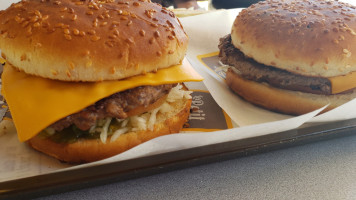 Le Petit Québec food