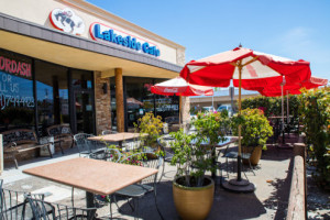 Lakeside Cafe inside