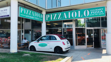 Pizzaiolo Gourmet Pizza food